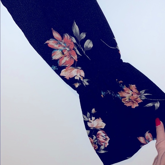 inTu Anthropologie Bell Sleeve Crop Top/Jacket - Picture 10 of 12